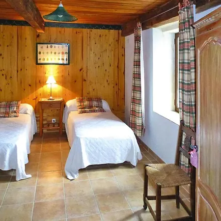 Holiday home Pretty With Private Garden,
